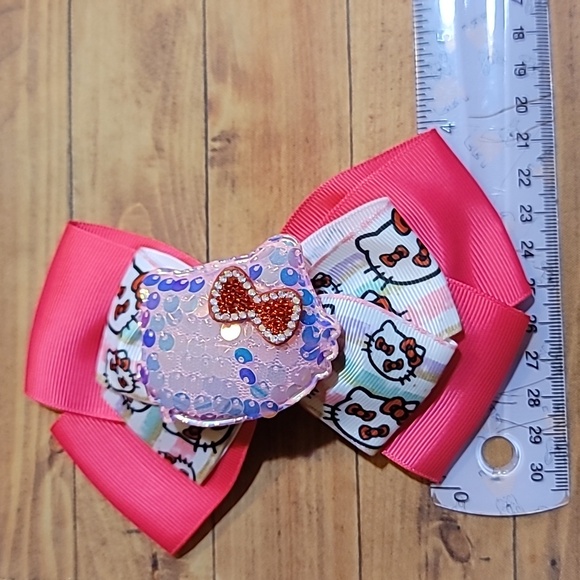 Handmade Kitty Cat Sequins Ribbon and Rhinestone Pink Bow Hair Clip - Picture 3 of 7